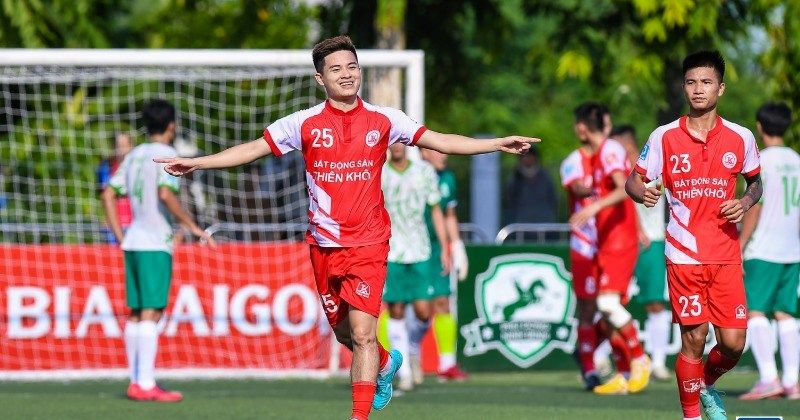 quan-sat-chien-thuat-bong-da