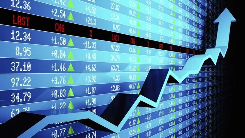 Chứng khoán là kênh đầu tư linh hoạt, có tính thanh khoản cao và phù hợp với nhiều mức vốn khác nhau.