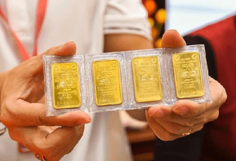 co nen mua vang thoi diem nay khong